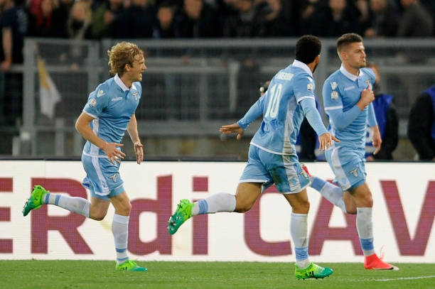 长远发展奠 长远发展奠