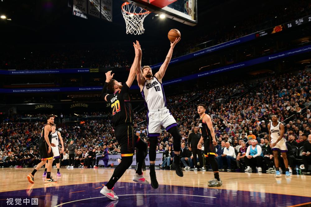 一位来自上 一位来自上