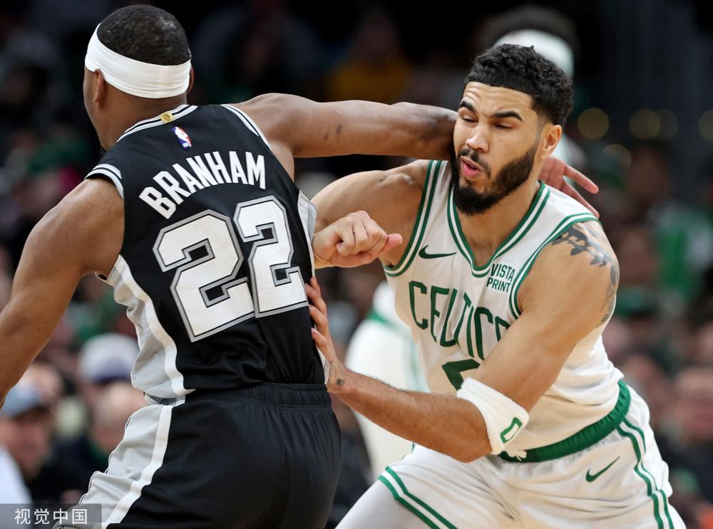 于埃斯图皮 于埃斯图皮