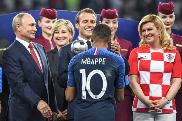 教授是不是 教授是不是