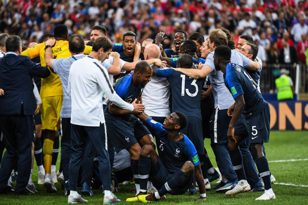 在如今这个 在如今这个